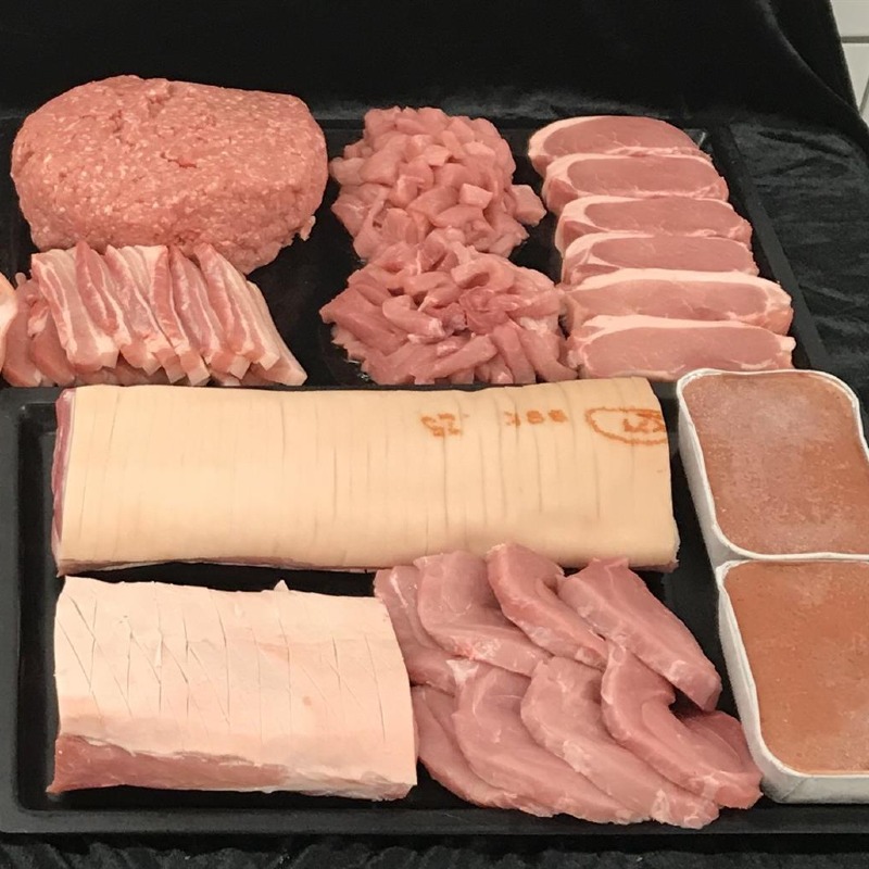 Udskæring af halv gris